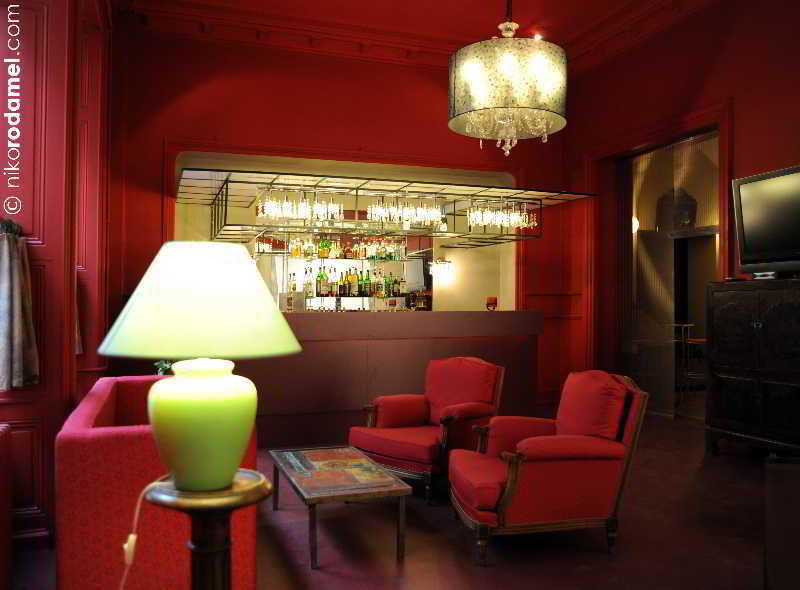Urban Style, Hotel Le Cheval Noir, Saint-Etienne Exteriör bild