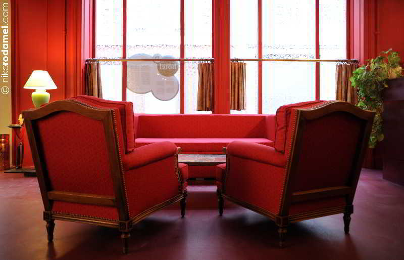 Urban Style, Hotel Le Cheval Noir, Saint-Etienne Exteriör bild